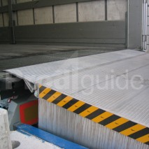 Niveleur de quai hydraulique en aluminium
